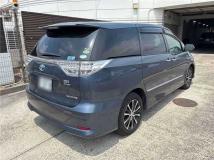 2013 Toyota Estima Hybrid
