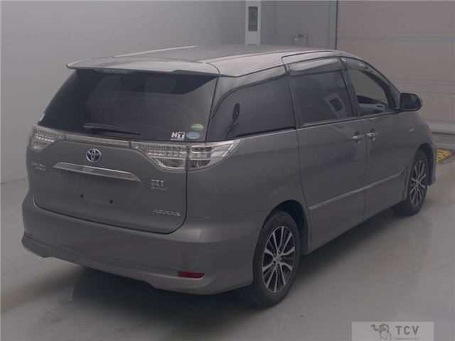 2014 Toyota Estima Hybrid