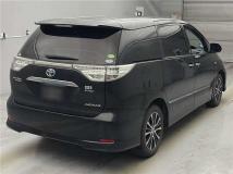 2013 Toyota Estima Hybrid
