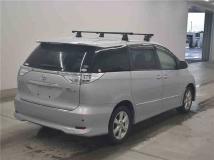 2010 Toyota Estima Hybrid