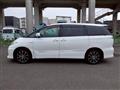 2013 Toyota Estima Hybrid