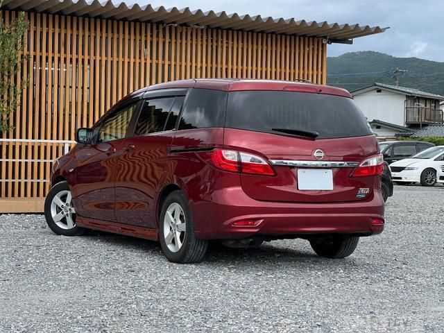 2011 Nissan Lafesta