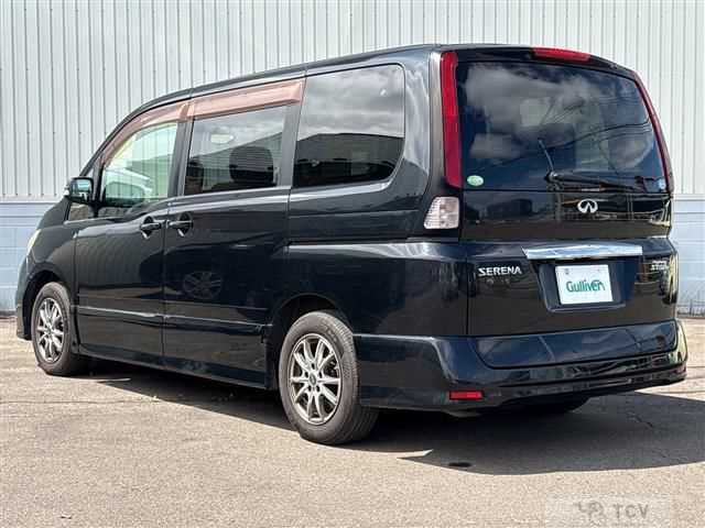 2009 Nissan Serena