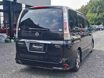 2009 Nissan Serena
