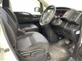 2009 Nissan Serena
