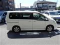 2008 Nissan Serena