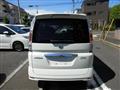 2008 Nissan Serena