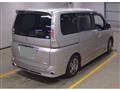 2009 Nissan Serena