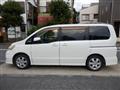 2009 Nissan Serena