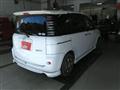 2005 Toyota Sienta