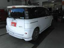 2005 Toyota Sienta