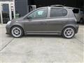 2004 Toyota Vitz
