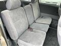 2005 Toyota Voxy
