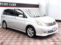 2005 Toyota Isis