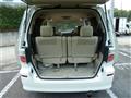 2004 Toyota Alphard