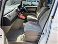 2004 Toyota Alphard