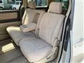 2004 Toyota Alphard
