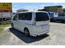 2006 Nissan Serena
