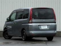 2010 Nissan Serena