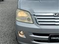 2003 Toyota Noah