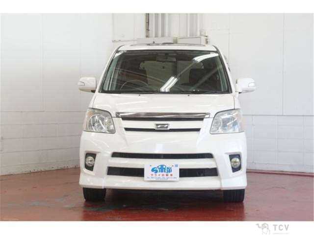 2006 Toyota Noah