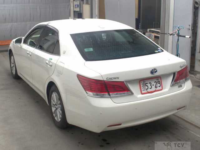 2015 Toyota Crown