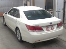 2015 Toyota Crown