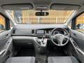 2009 Toyota Isis