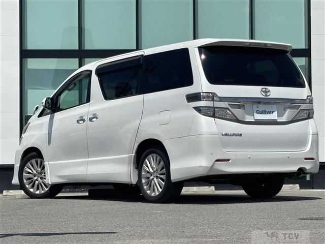 2013 Toyota Vellfire
