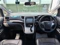 2013 Toyota Vellfire