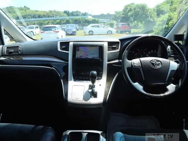 2013 Toyota Vellfire