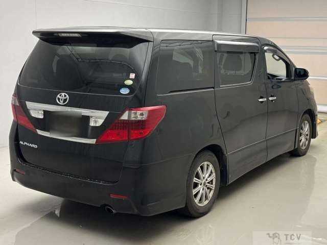 2010 Toyota Alphard