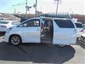 2011 Toyota Vellfire