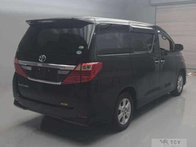 2013 Toyota Alphard