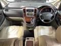 2005 Toyota Alphard