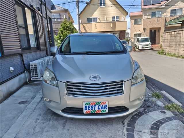 2011 Toyota Mark X Zio