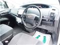 2013 Toyota Estima