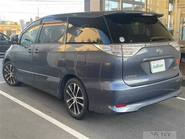 2013 Toyota Estima