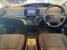 2013 Toyota Estima