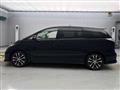 2013 Toyota Estima