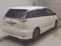 2013 Toyota Estima