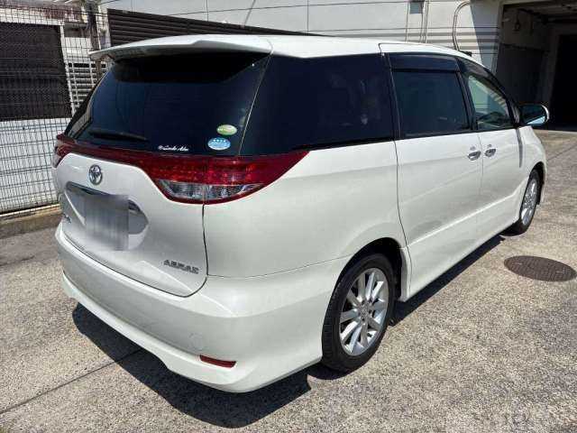 2012 Toyota Estima