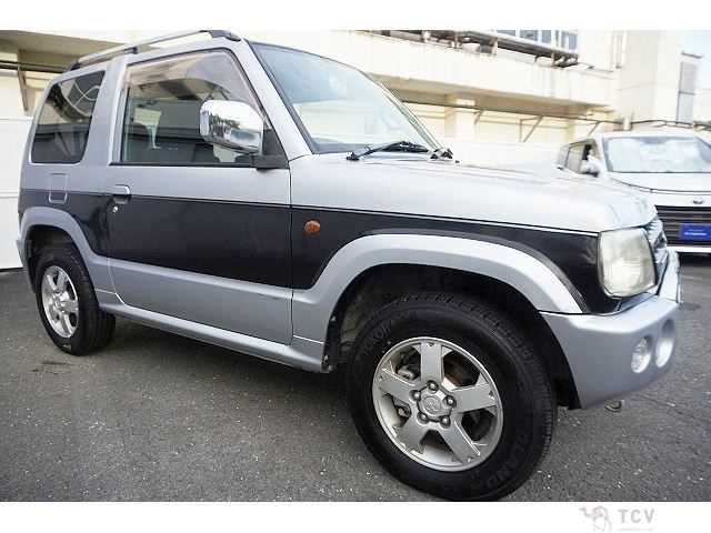 2006 Mitsubishi Pajero Mini