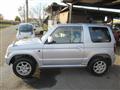 2006 Mitsubishi Pajero Mini