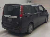 2014 Toyota Noah
