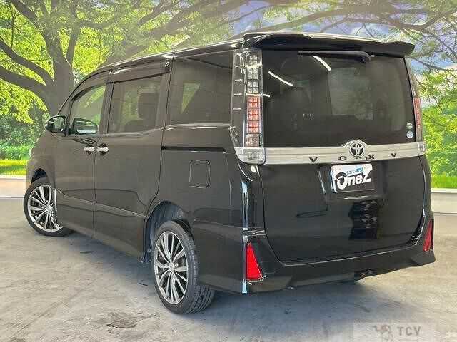 2014 Toyota Voxy