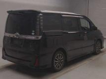 2015 Toyota Voxy