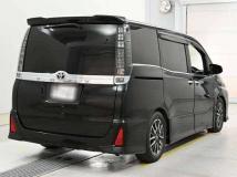 2015 Toyota Voxy