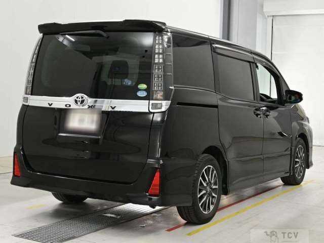 2014 Toyota Voxy