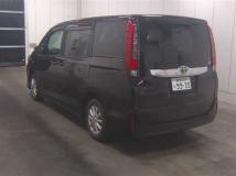 2016 Toyota Noah